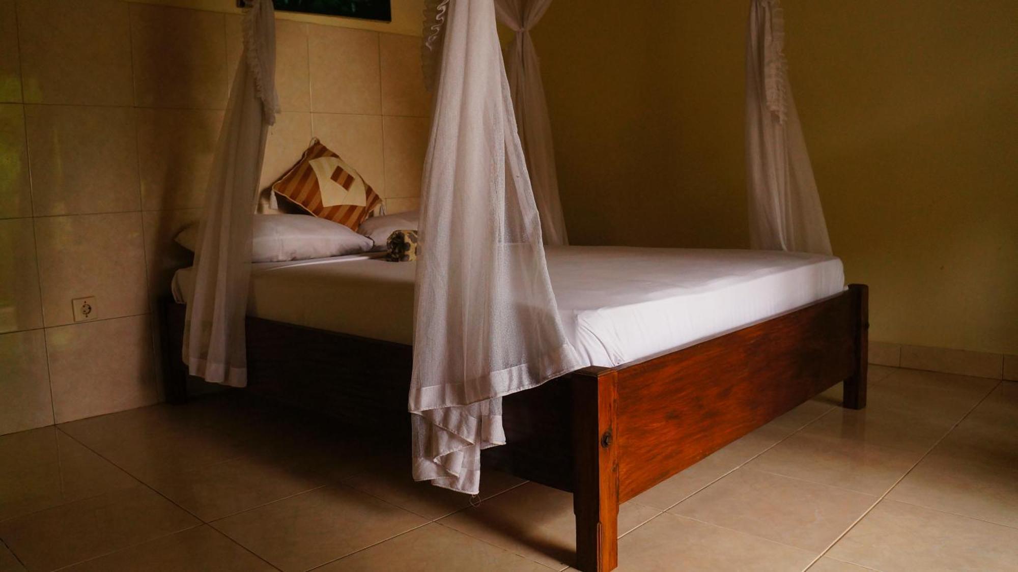 Rumahku Homestay アメッド エクステリア 写真