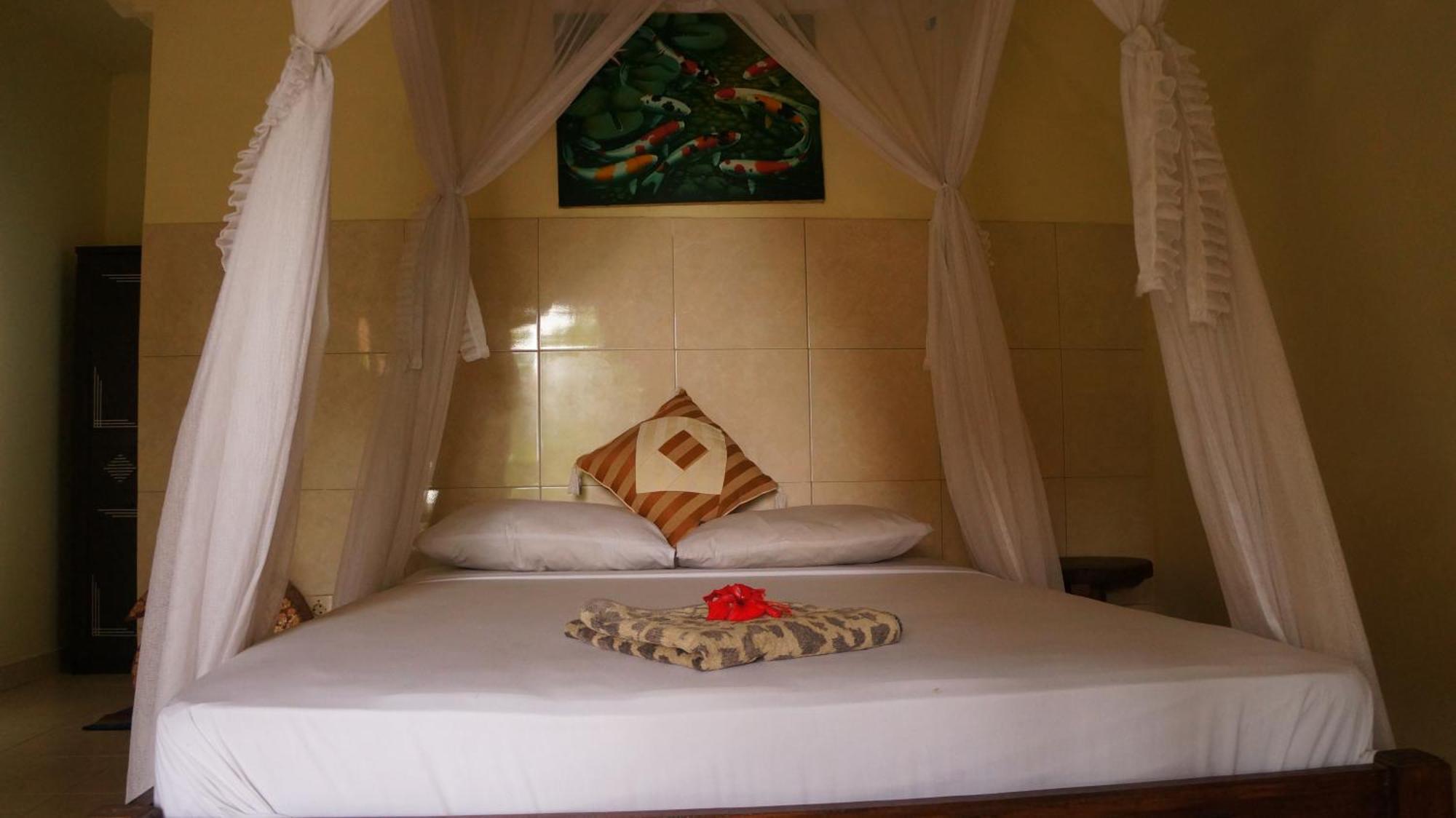 Rumahku Homestay アメッド エクステリア 写真