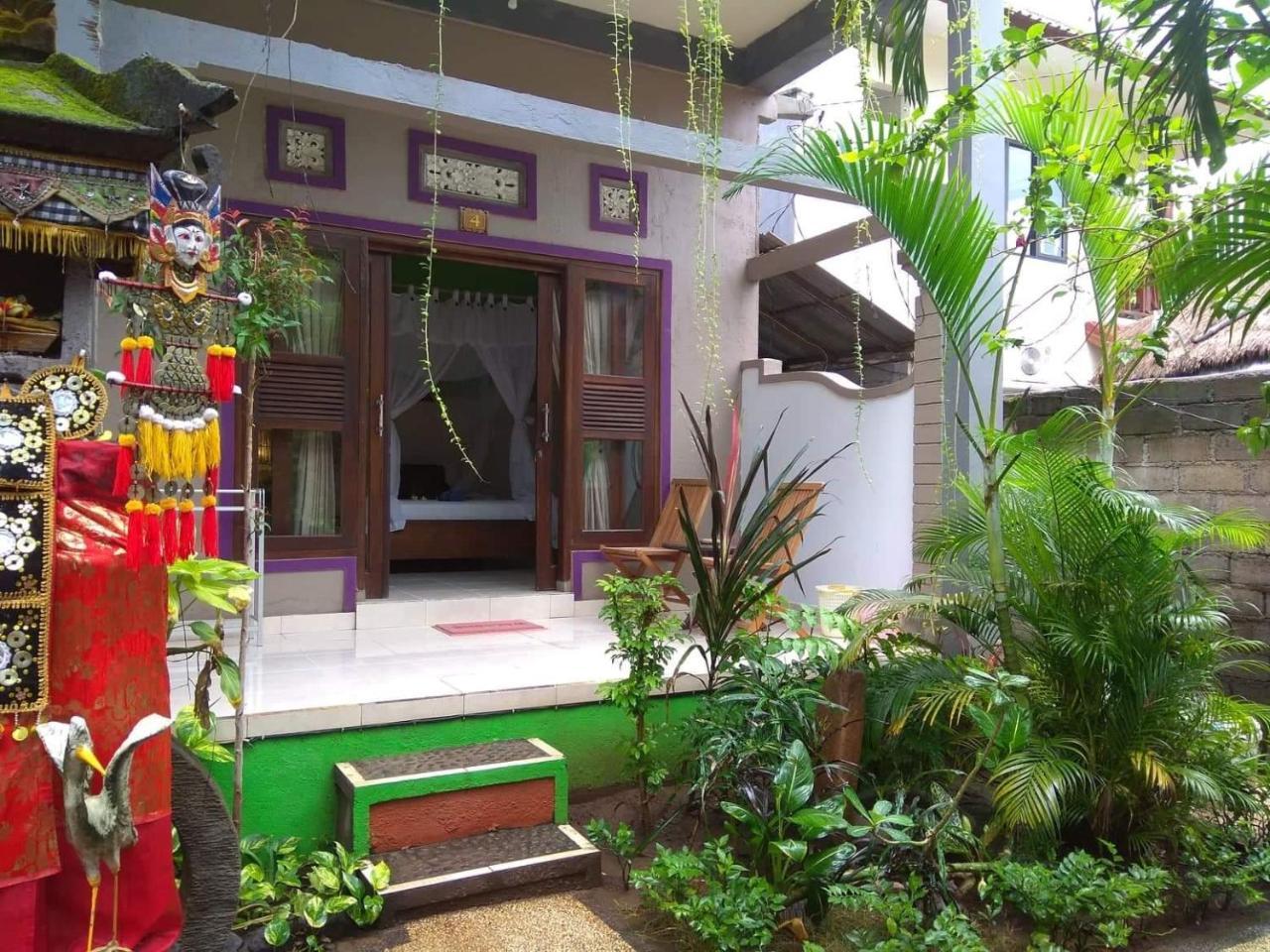 Rumahku Homestay アメッド エクステリア 写真